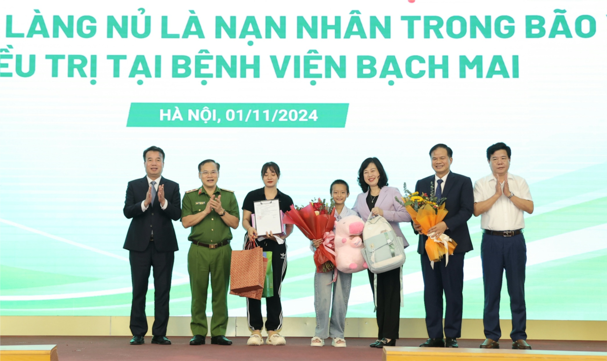 Nạn nhân cuối cùng ở làng Nủ điều trị tại Bệnh viện Bạch Mai được xuất viện (01/11/2024)